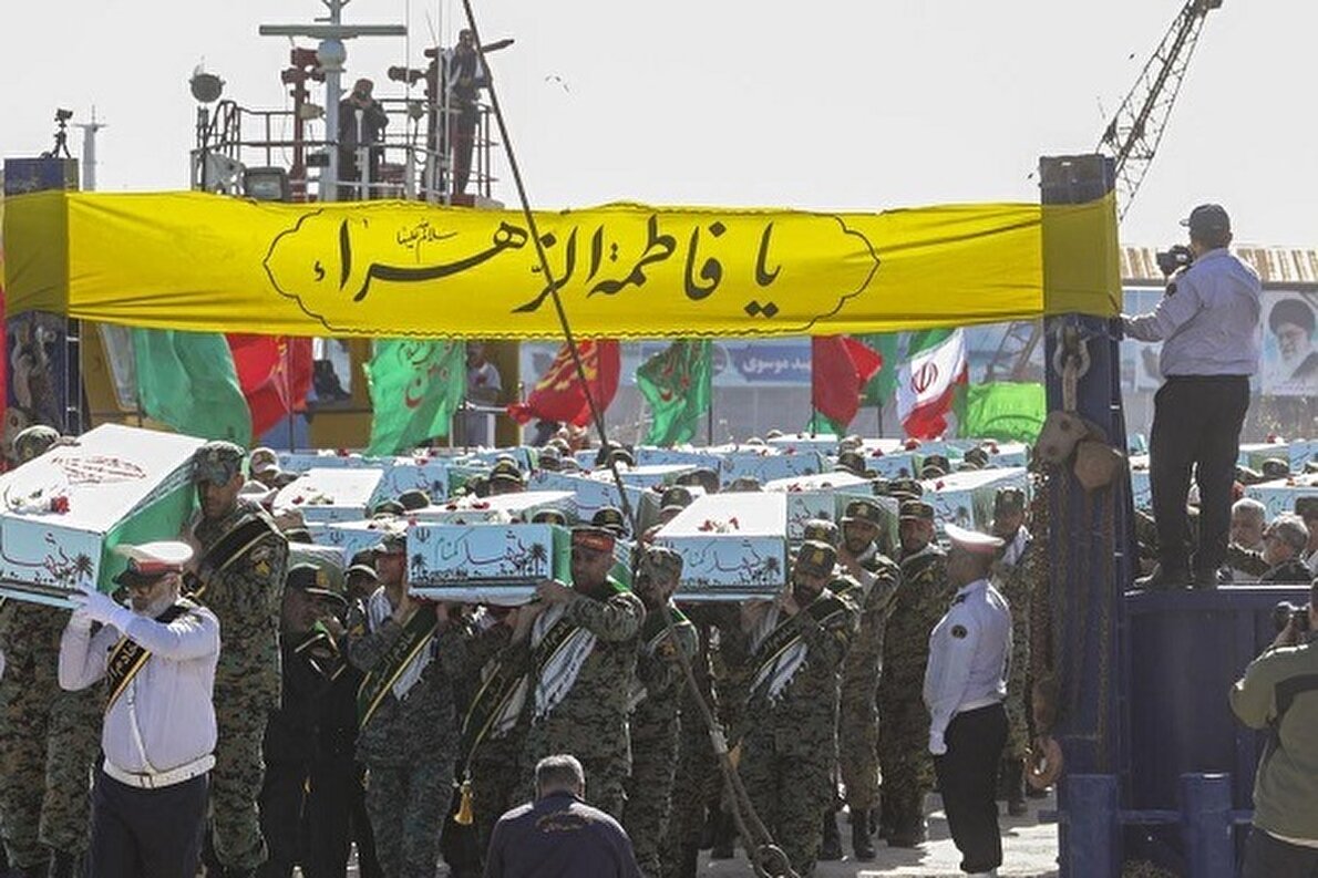 فیلم/ استقبال مردم خرمشهر از ۸۵ شهید تازه‌تفحص‌شده