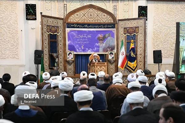 بزرگترین منکر امروز، القای احساس ضعف در برابر دشمن است بزرگترین منکر امروز، القای احساس ضعف در برابر دشمن است