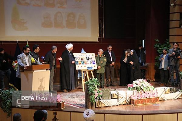 اختتامیه جشنواره‌های شعر و داستان دفاع مقدس در سالن باشگاه میلاد کرج برگزار شد