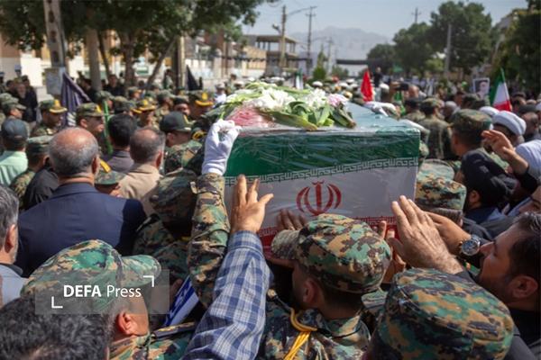 پیام تسلیت استاندار خوزستان در پی شهادت مأمور نیروی انتظامی شهرستان ایذه پیام تسلیت استاندار خوزستان در پی شهادت مأمور نیروی انتظامی شهرستان ایذه