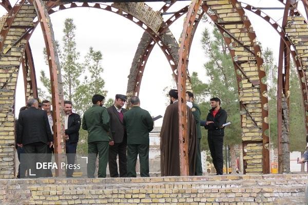 بازدید سرهنگ جوان از یادمان شهید گمنام شهر جنگل+ تصاویر
