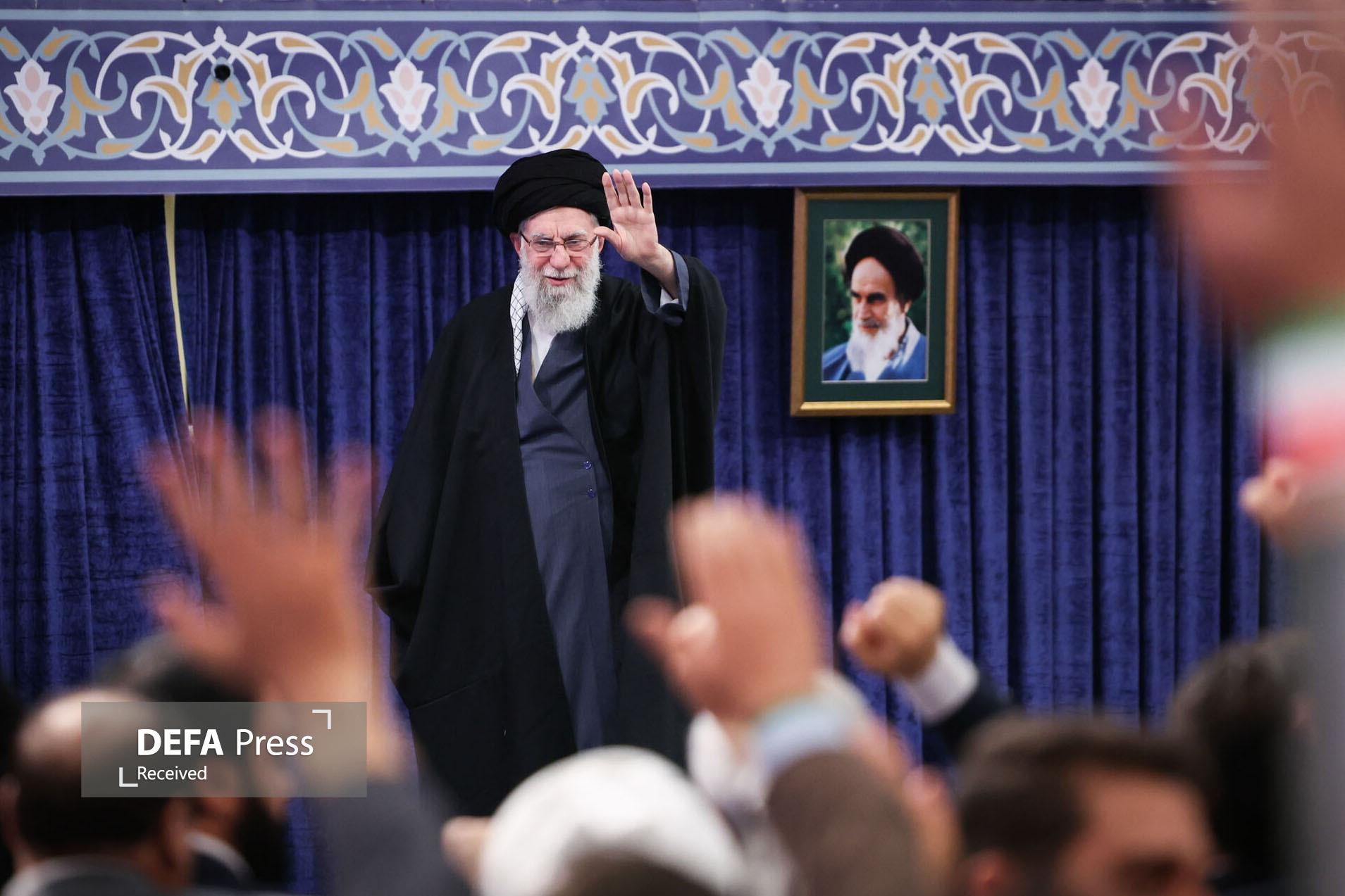 مردم آذربایجان شرقی با امام خامنهای دیدار کردند مردم آذربایجان شرقی با امام خامنهای دیدار کردند