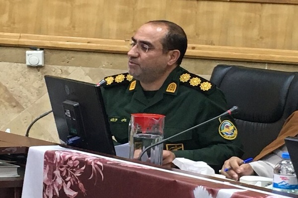 سرهنگ عزیزی: خبرنگاران در خط مقدم جنگ روایت‌ها قرار دارند