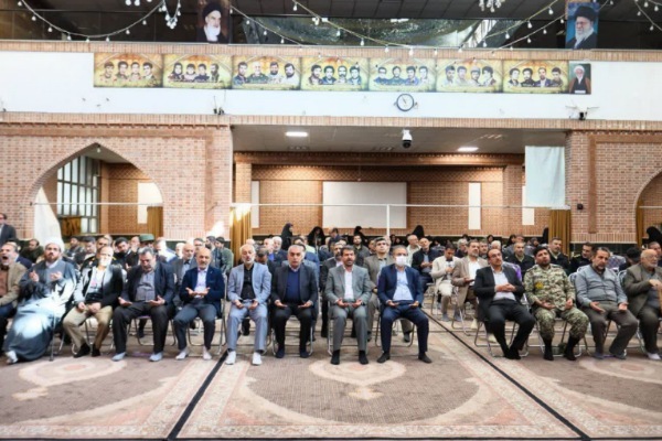 تصاویر/ برگزاری مراسم بزرگداشت اربعین شهدای فتنه‌های آمریکایی و صهیونیستی در همدان