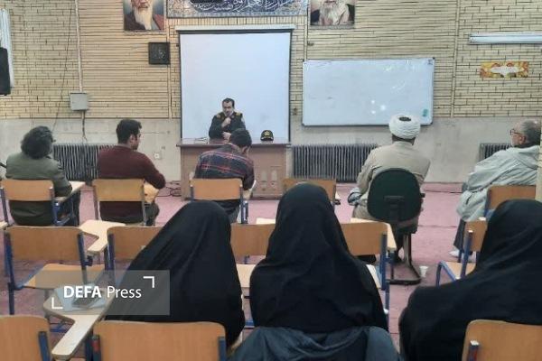 برگزاری جلسه آموزشی خادمین معراج شهدا در همدان برگزاری جلسه آموزشی خادمین معراج شهدا در همدان