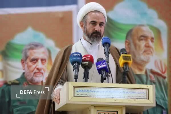 حادثه تلخ زمین فوتبال چوار سندی روشن بر مظلومیت ملت ایران حادثه تلخ زمین فوتبال چوار سندی روشن بر مظلومیت ملت ایران