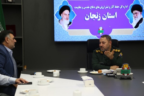 لزوم ترویج معنویت و فرهنگ ایثار در جامعه