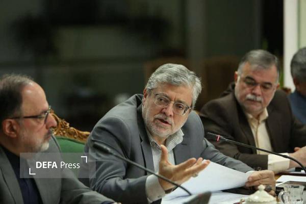 استاندار خراسان رضوی: اقتصاد زیارت باید فقر را در استان ریشه‌کن کند.