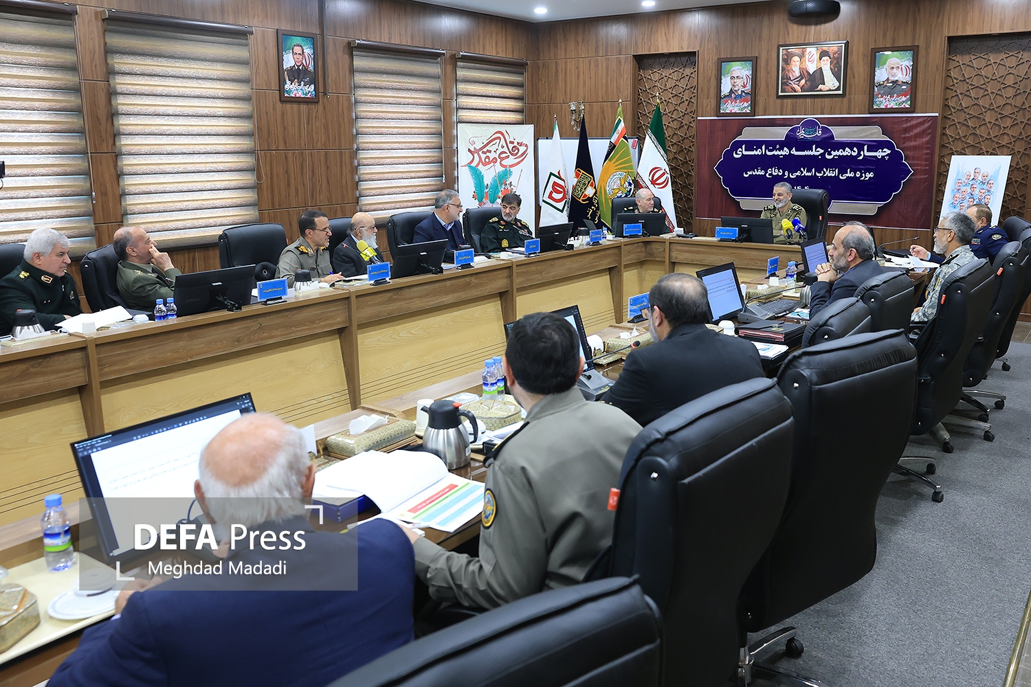 چهاردهمین جلسه هیئت امنای موزه ملی انقلاب اسلامی و دفاع مقدس برگزار شد