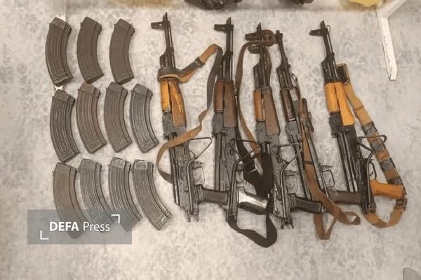 پنج قبضه سلاح جنگی به همراه مقادیر قابل توجهی مهمات در مرز مریوان کشف شد