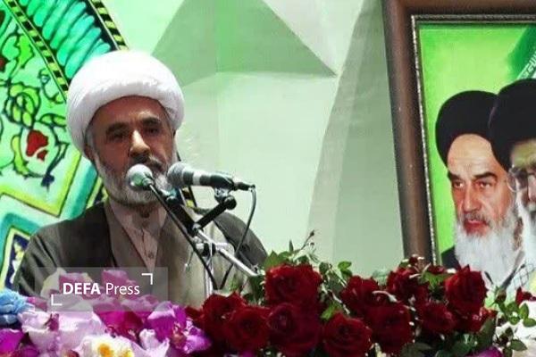برخورد با فتنهگران داخلی باید با قاطعیت صورت گیرد برخورد با فتنهگران داخلی باید با قاطعیت صورت گیرد