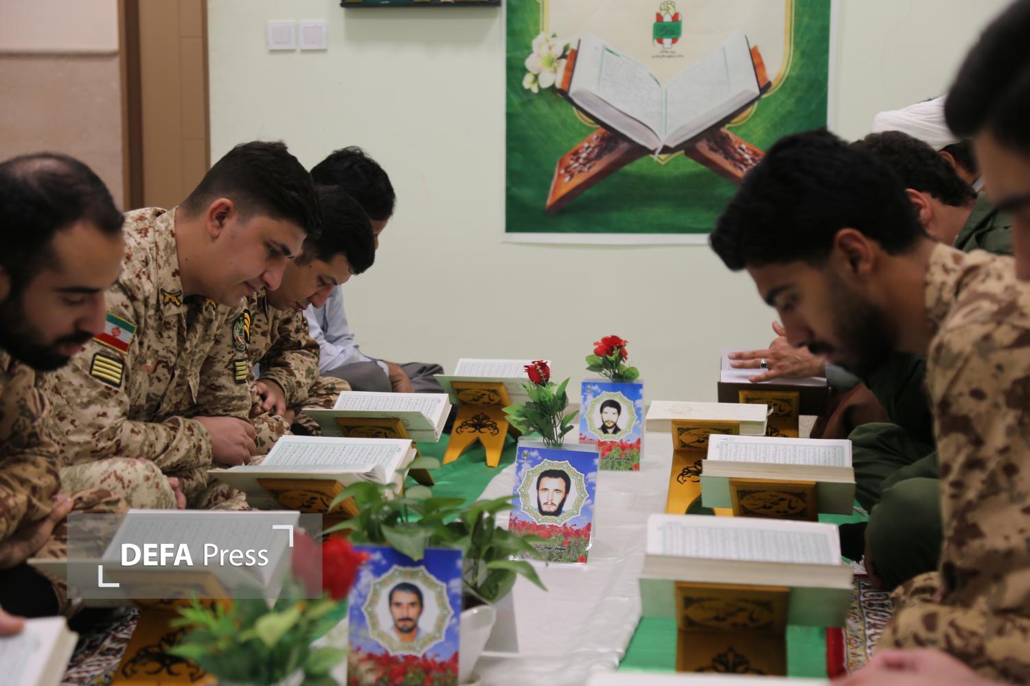 تصاویر/ جزخوانی قرآن کریم در اداره کل حفظ آثار و نشرارزش‌های دفاع مقدس و مقاومت خراسان شمالی