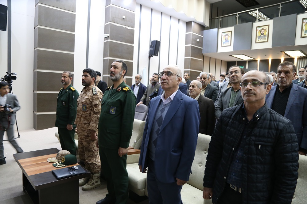 تصاویر۲/ آیین رونمایی از دانشنامه دفاع مقدس استان مرکزی