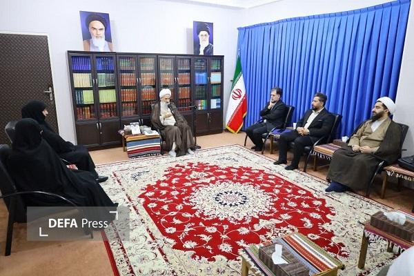 تأکید بر وحدت مذاهب و صیانت از هویت شیعی تأکید بر وحدت مذاهب و صیانت از هویت شیعی