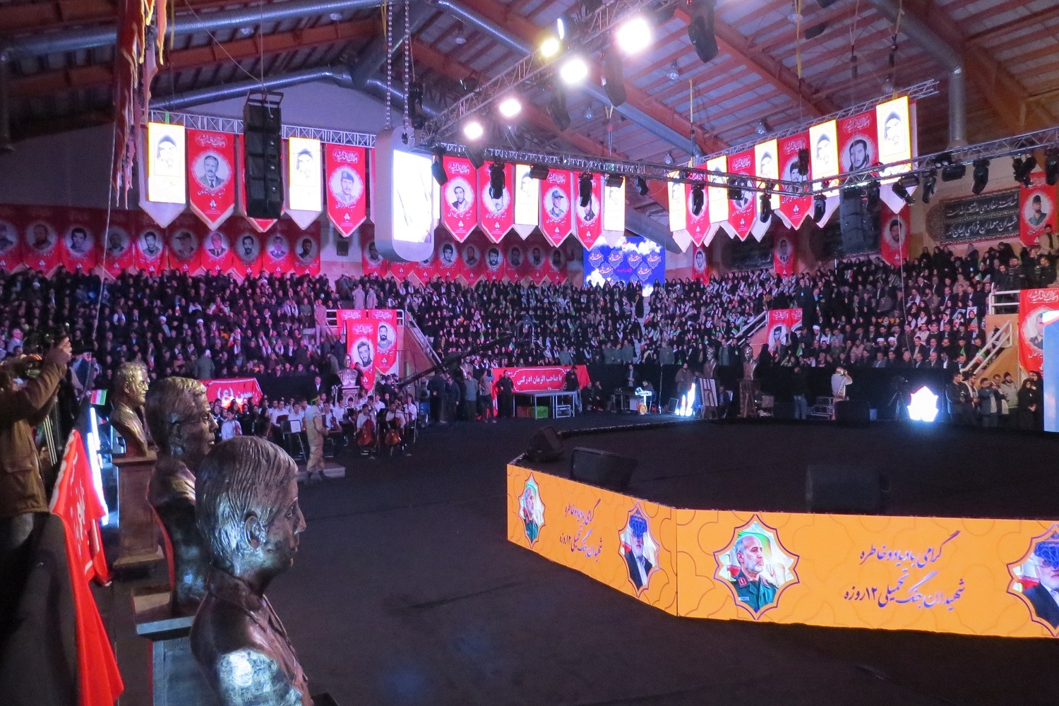 طنین جاودانه «ای ایران» در کنگره ملی ۱۲ هزار شهید استان آذربایجان غربی