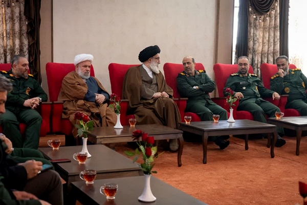 تصاویر/ دیدار نماینده ولی فقیه در البرز با فرمانده سپاه و پاسداران البرزی