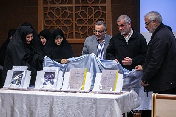 فیلم/ شکایت کیفری خانواده شهدای فتنه اخیر از آمریکا و رژیم صهیونی