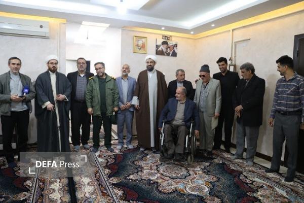 دیدار نماینده ولی فقیه در استان همدان با جانبازان ۷۰ درصد + تصاویر