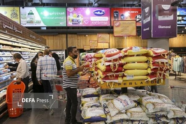 کالا‌های اساسی به وفور در بازار استان کردستان موجود است