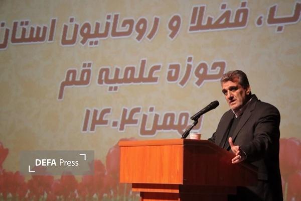 فتنه آمریکایی صهیونیستی به دست مردم و با ایستادگی و اتحاد از بین رفت