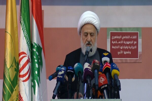 هشدار نایب رئیس شورای عالی شیعیان لبنان به آمریکا در خصوص تهدید امام خامنهای هشدار نایب رئیس شورای عالی شیعیان لبنان به آمریکا در خصوص تهدید امام خامنهای