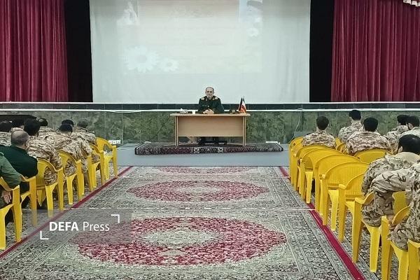 مردم آمل نسخه سال ۶۰ دشمن برای تجزیه میهن اسلامی را در هم پیچیدند مردم آمل نسخه سال ۶۰ دشمن برای تجزیه میهن اسلامی را در هم پیچیدند