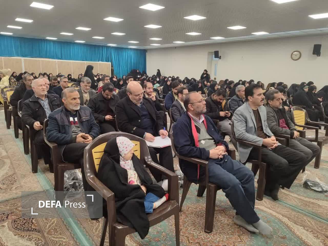 نخستین گردهمایی فرهنگیان جهادگر قم برگزار شد نخستین گردهمایی فرهنگیان جهادگر قم برگزار شد