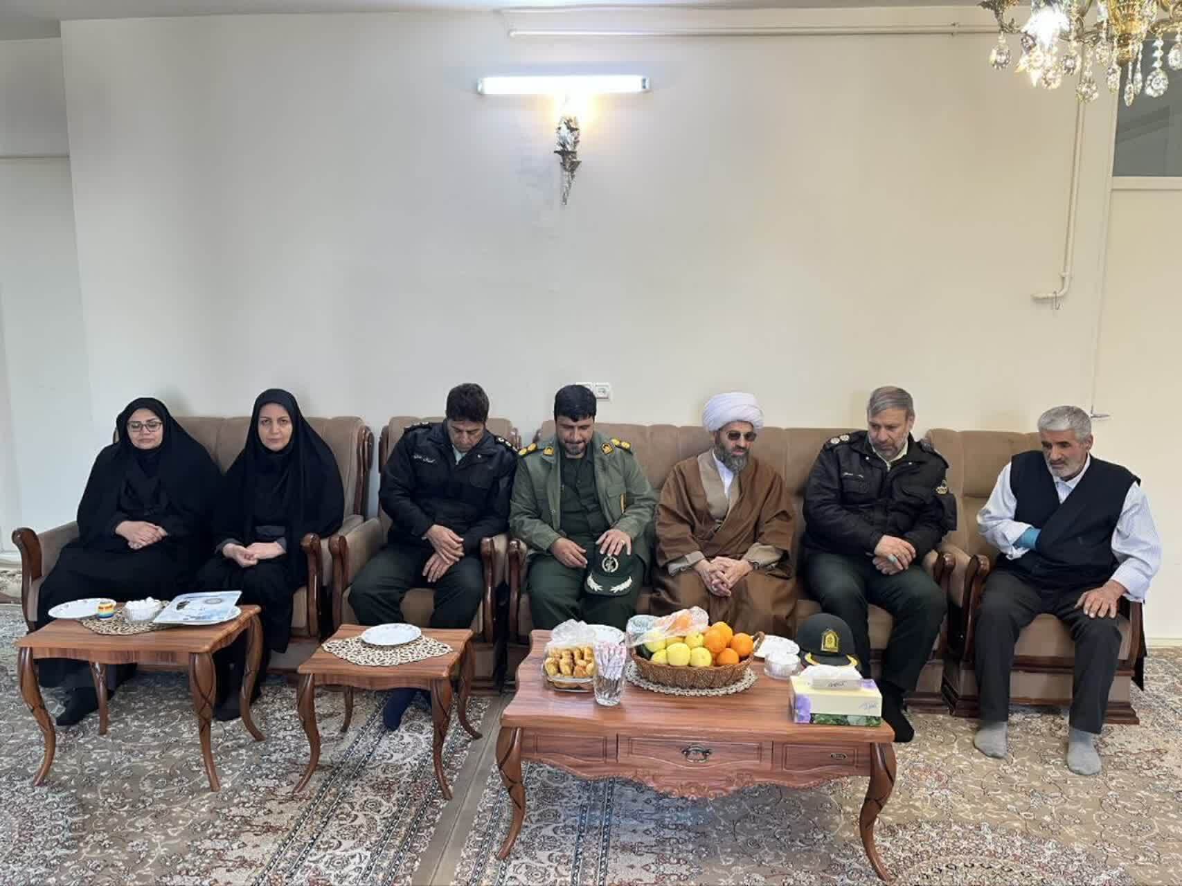 تصاویر/دیدار با جانبازان سرافراز استان زنجان در قالب طرح «علمداران حماسه»