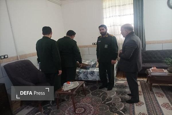 فرمانده سپاه ثارالله کرمان از جانبازان حوادث تروریستی عیادت کرد فرمانده سپاه ثارالله کرمان از جانبازان حوادث تروریستی عیادت کرد