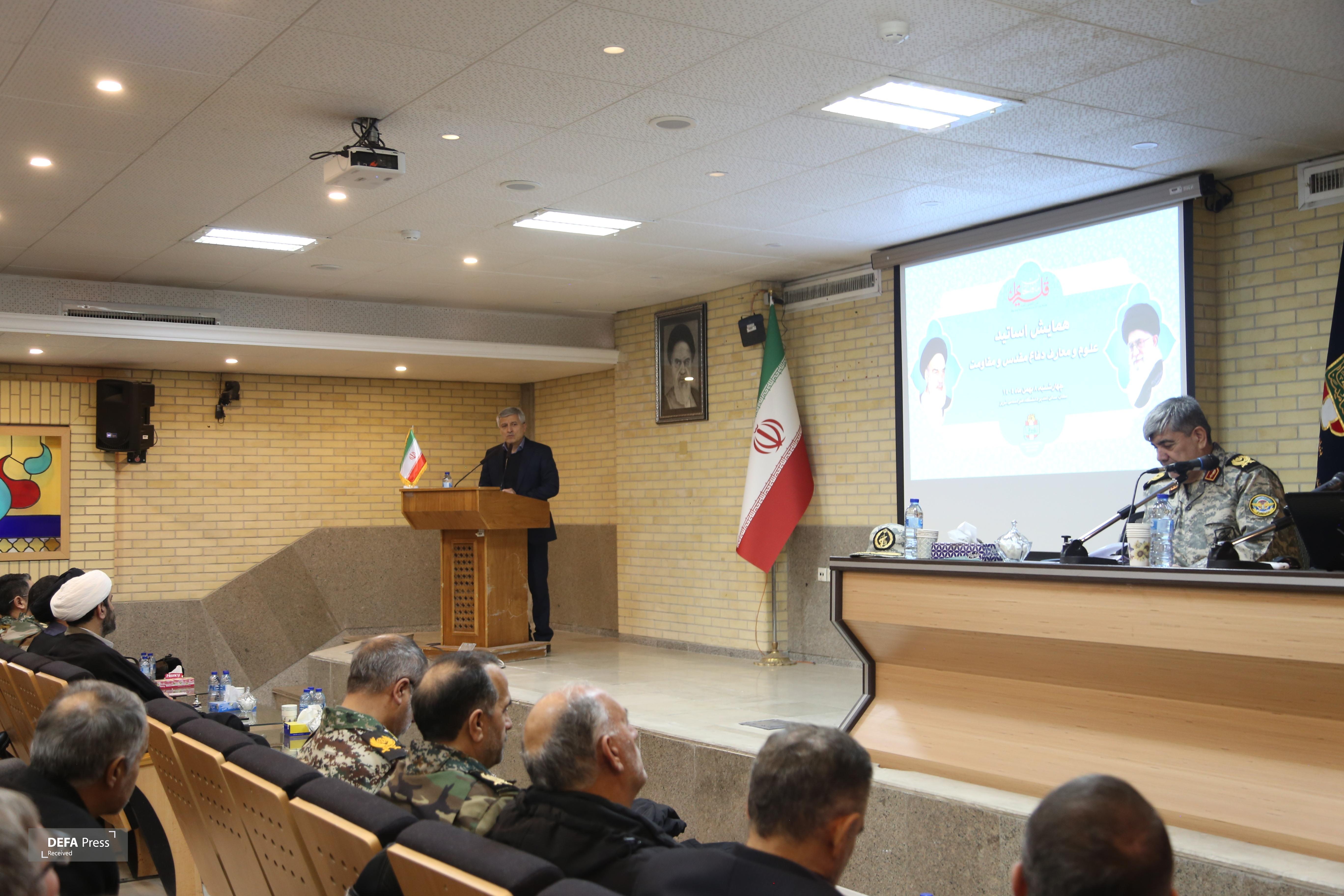 روشهای نوین آموزشی و هنری، میتوانند درس آشنایی با دفاع مقدس را به یک تجربه جذاب و اثرگذار برای دانشجویان تبدیل کنند روشهای نوین آموزشی و هنری، میتوانند درس آشنایی با دفاع مقدس را به یک تجربه جذاب و اثرگذار برای دانشجویان تبدیل کنند