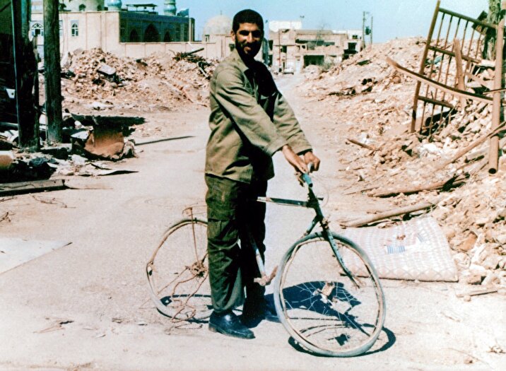 خاطرات شهید «بهروز مرادی»/ وقت برای جنگیدن بسیار؛ اما برای نماز اندک است+ دست‌خط