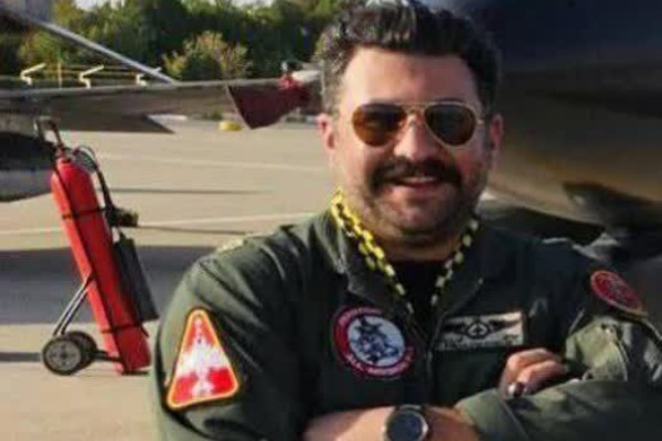 شهادت خلبان «مهدی فیروزمند» در حادثه سقوط هواپیمای آموزشی ارتش در همدان