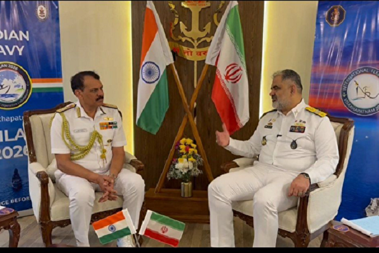 دریادار ایرانی: تبادل تجربیات اسکورت کشتی‌ها می‌تواند به ارتقای توانمندی‌های ایران و هند کمک کند