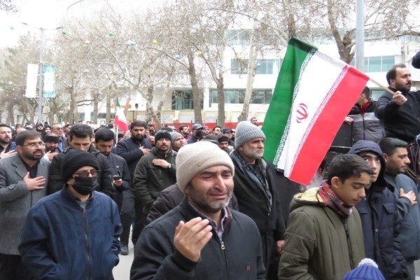 فیلم/ حضور مردم ولایی و عزادار خراسان شمالی در غم از دست دادن رهبر فقید