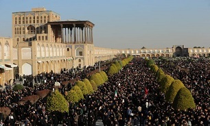 تصاویر / خروش حماسی و عاشورایی مردم اصفهان در پی شهادت رهبرمعظم انقلاب اسلامی