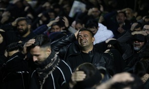 تصاویر / حضور حماسی مردم عزادار اصفهان در میادین شهر در شب خونخواهی امام شهید