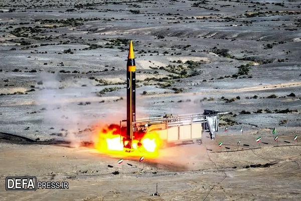 ناوگان پنجم دریایی آمریکا مورد هدف موشک خرمشهر - ۴