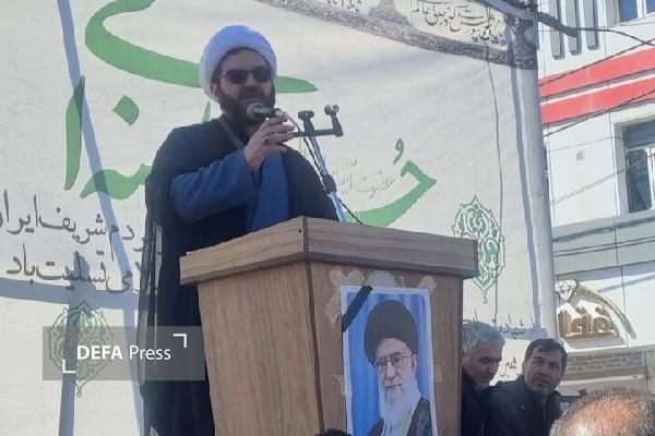 امام جمعه قروه: ملت ایران پیرو مکتب شهادت است و هرگز تسلیم نخواهد شد