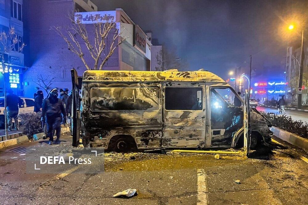 آسیب به ۸ خودروی اورژانس در حملات هوایی به تهران