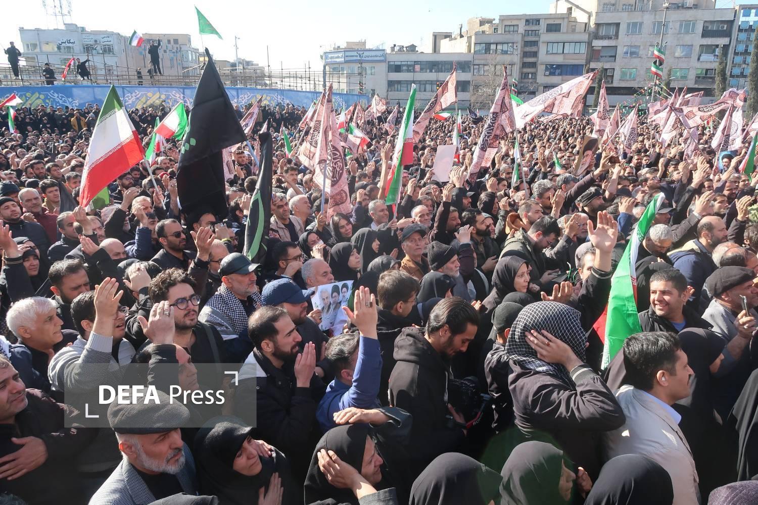 در بیانیه بنیاد شهید و امور ایثارگران تاکید شد؛ حضور در صحنه خانواده‌های شهدا و ایثارگران