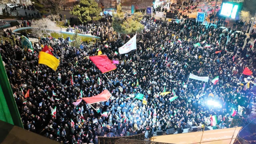 تصاویر/ تجمع روزسوم سوگواران رهبر شهید انقلاب و محکومیت حملات آمریکا و اسرائیل در میدان شهدای اراک