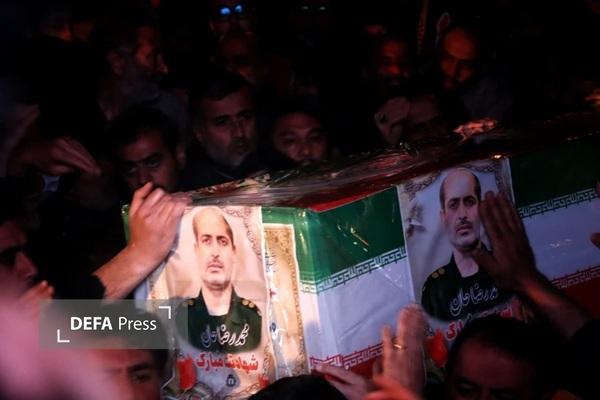 عکس| وداع با شهید مدافع امنیت در سمنان