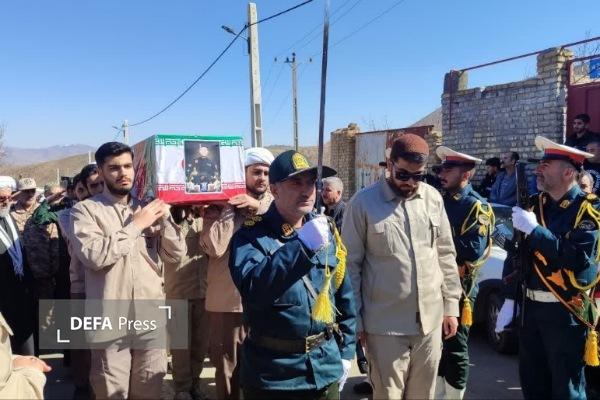 تشییع پیکر شهید «احمدرضا علیمحمدی» در روستای درهچنار ملایر + تصاویر تشییع پیکر شهید «احمدرضا علیمحمدی» در روستای درهچنار ملایر + تصاویر