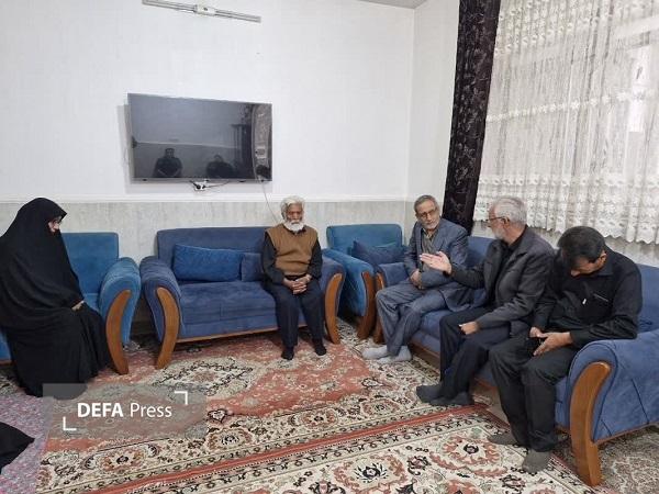 دیدار مدیرکل بنیاد استان کرمان با خانواده شهدای جنگ رمضان+تصاویر دیدار مدیرکل بنیاد استان کرمان با خانواده شهدای جنگ رمضان+تصاویر