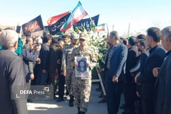 تشییع پیکر شهید «عرفان امیری جوان» در شهرستان کبودراهنگ + تصاویز تشییع پیکر شهید «عرفان امیری جوان» در شهرستان کبودراهنگ + تصاویز