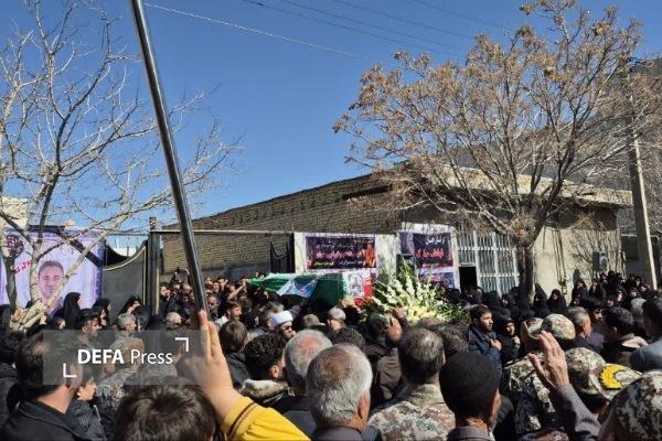 تشییع پیکر شهید «عرفان امیری جوان» در شهرستان کبودراهنگ + تصاویز تشییع پیکر شهید «عرفان امیری جوان» در شهرستان کبودراهنگ + تصاویز