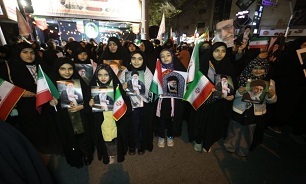 تصاویر / شب چهارم حضور مردم اصفهان در میدان‌های شهر اصفهان در خونخواهی امام شهید