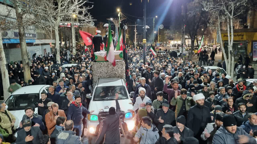وداع مردم خمین با ۴ شهید جنگ رمضان+ تصویر