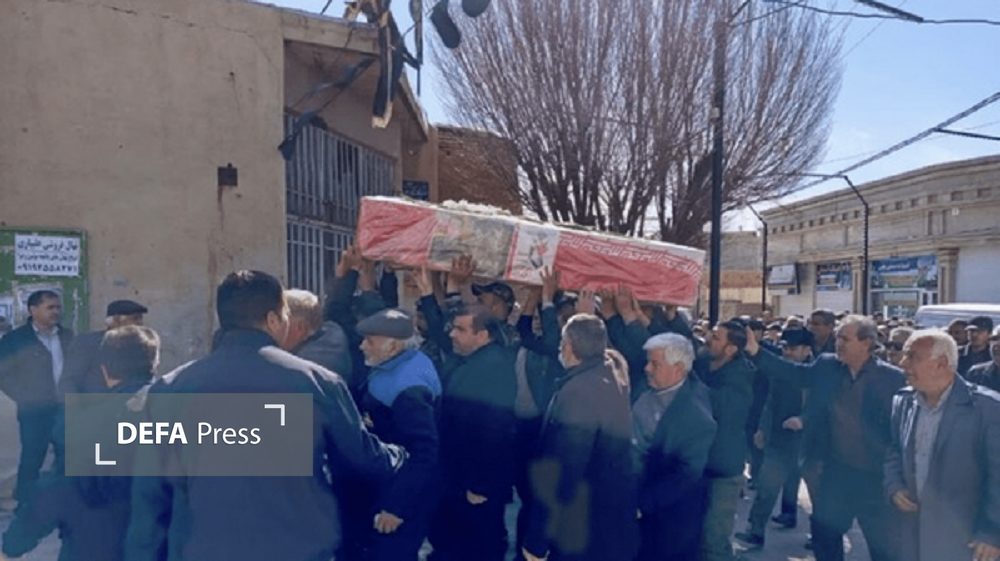 پیکر مطهر ۲ شهید مدافع وطن در زرندیه تشییع شد+ تصویر
