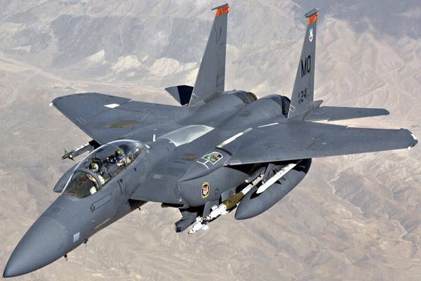 یک فروند جنگنده تهاجمی آمریکا در ارتفاعات البرز هدف قرار گرفت